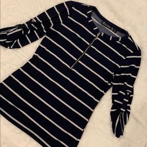 New York & Co Navy and White stripe 3/4 sleeve top